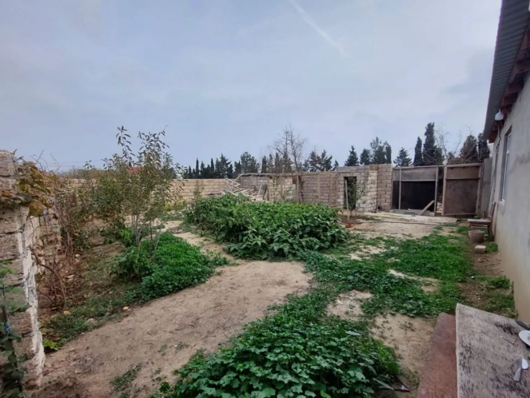 Satılır 2 otaqlı həyət evi 45 m²