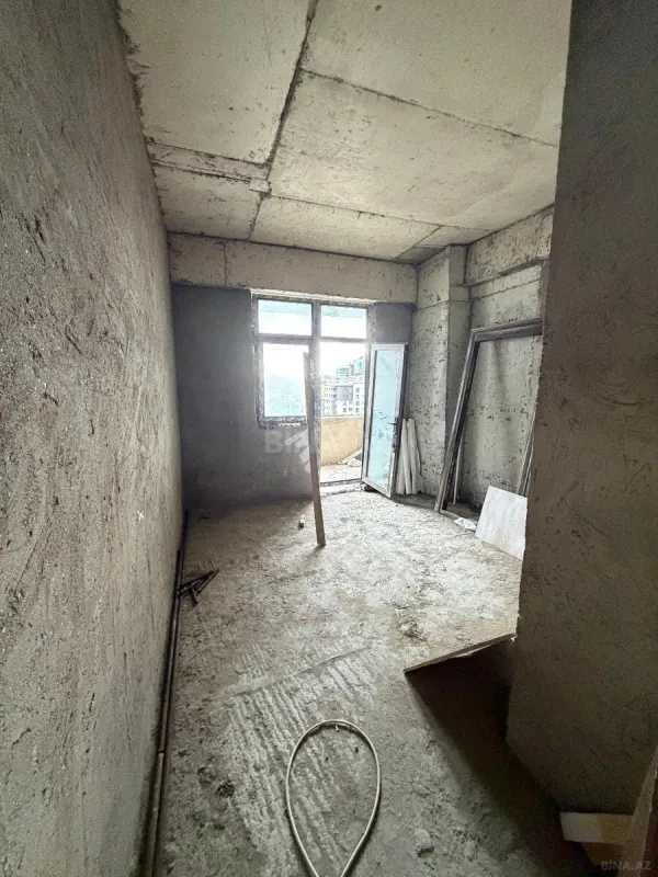Satılır 2 otaqlı mənzil 95 m²