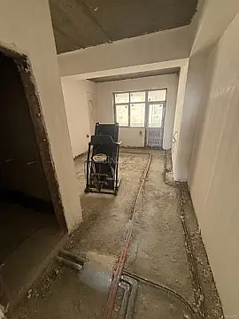 Satılır 3 otaqlı mənzil 154 m²
