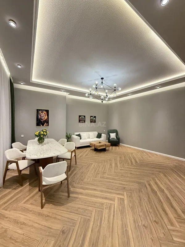 Satılır 4 otaqlı həyət evi 160 m²