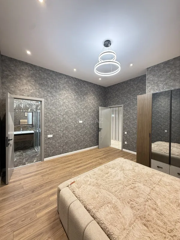 Satılır 4 otaqlı həyət evi 160 m²