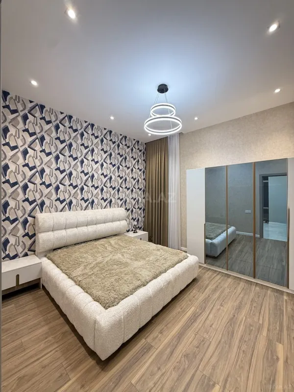 Satılır 4 otaqlı həyət evi 160 m²