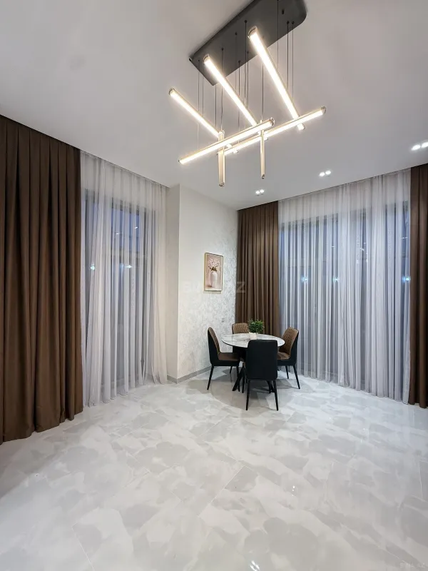 Satılır 4 otaqlı həyət evi 160 m²