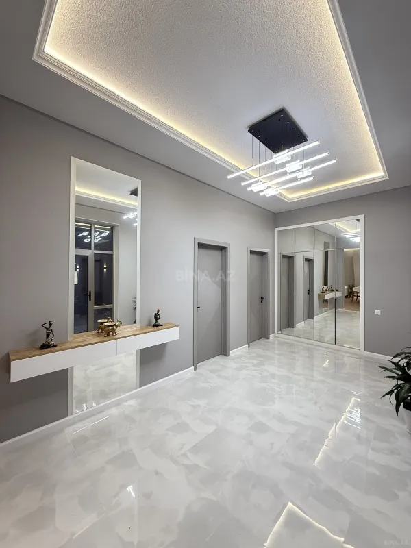 Satılır 4 otaqlı həyət evi 160 m²