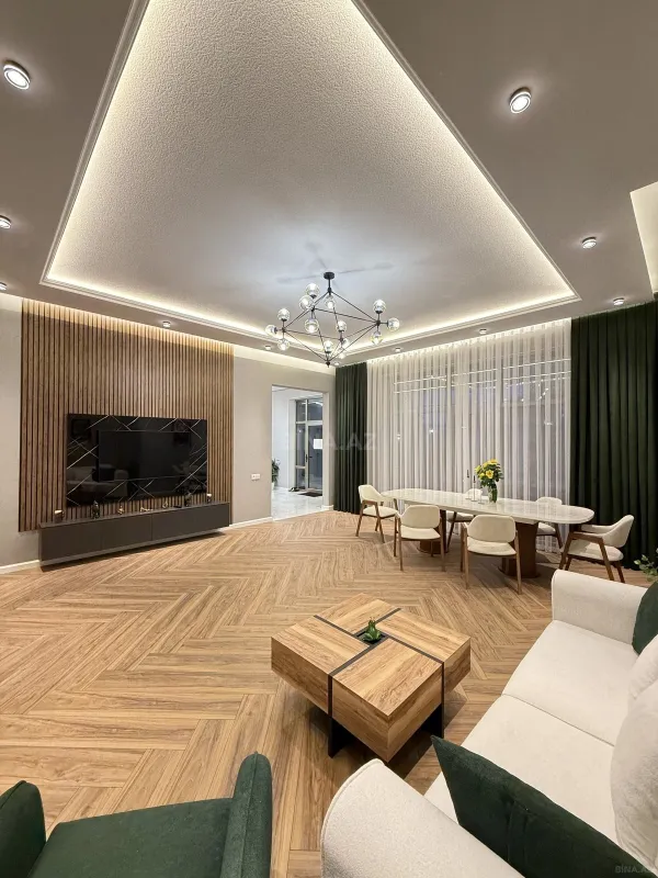 Satılır 4 otaqlı həyət evi 160 m²