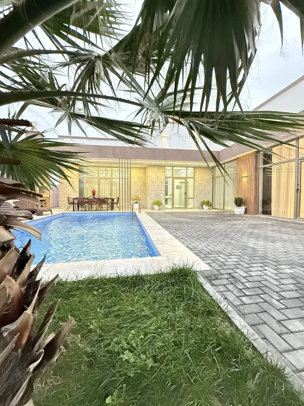 Satılır 4 otaqlı həyət evi 160 m²