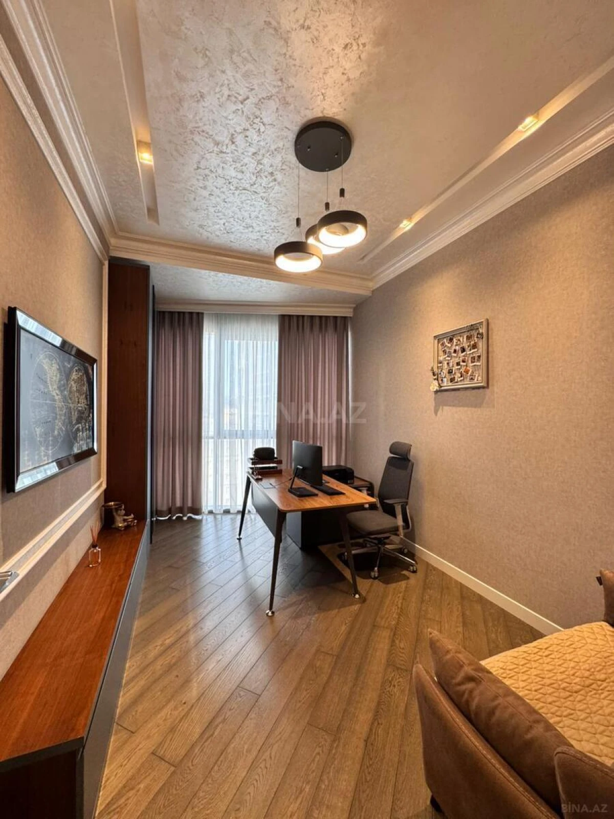 Satılır 4 otaqlı mənzil 165 m²