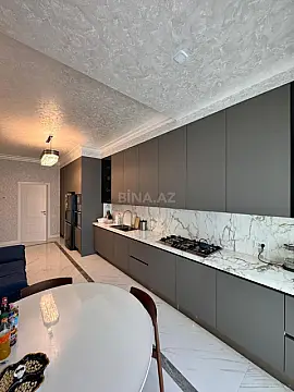 Satılır 4 otaqlı mənzil 165 m²