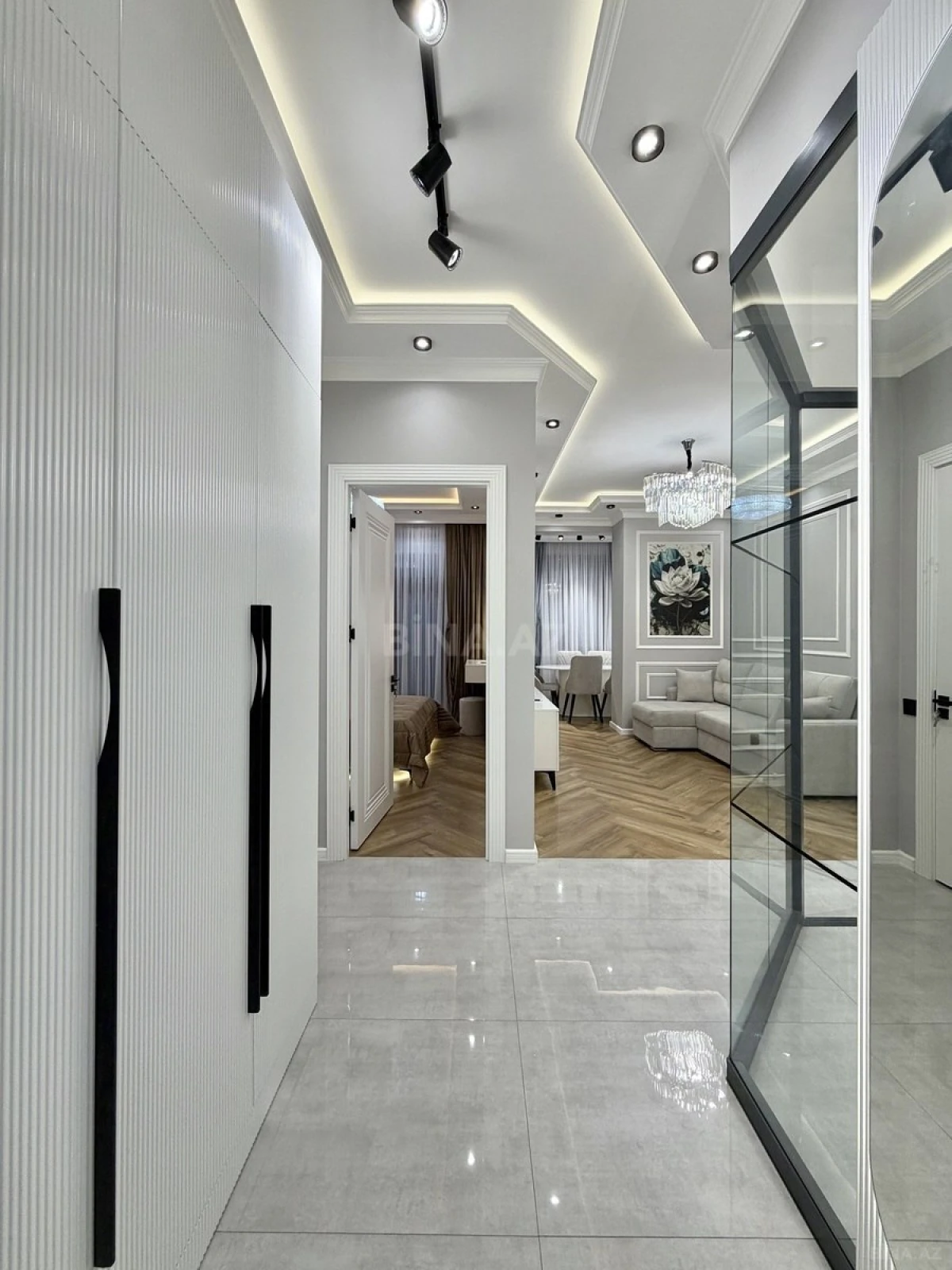 Satılır 2 otaqlı mənzil 52 m²