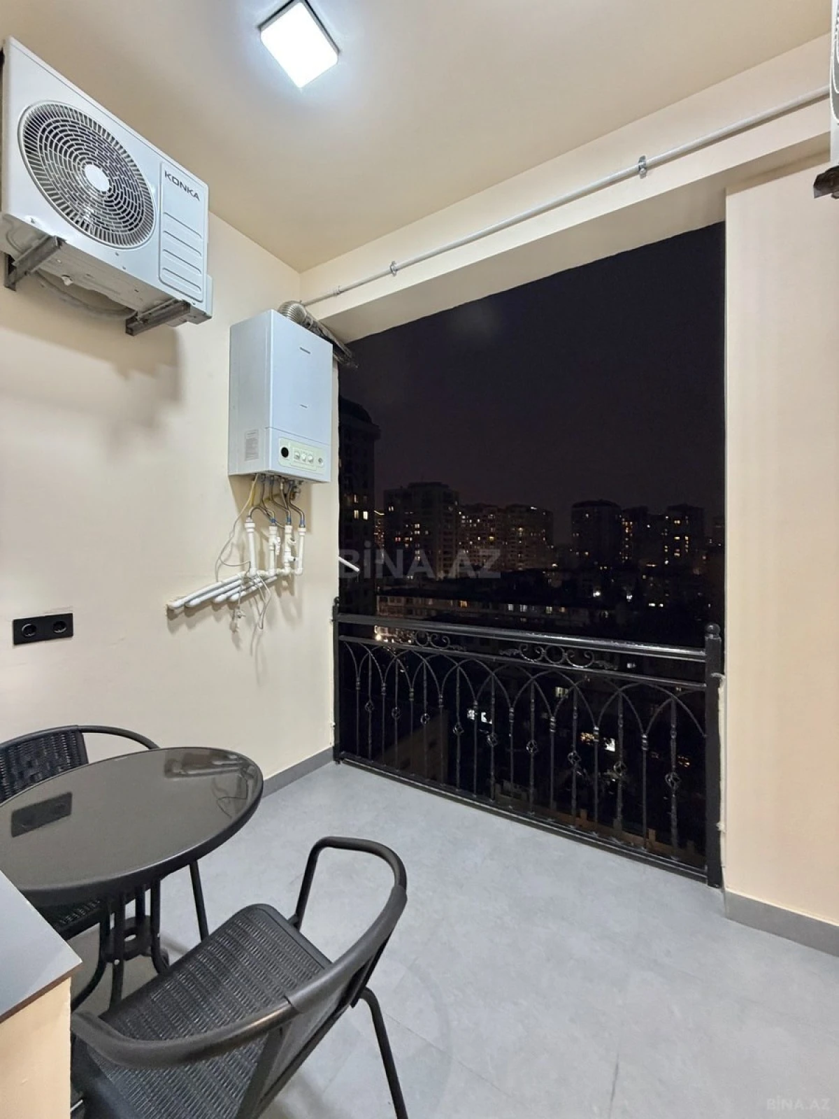 Satılır 2 otaqlı mənzil 52 m²