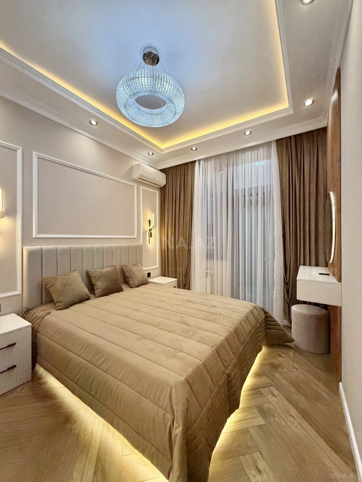 Satılır 2 otaqlı mənzil 52 m²