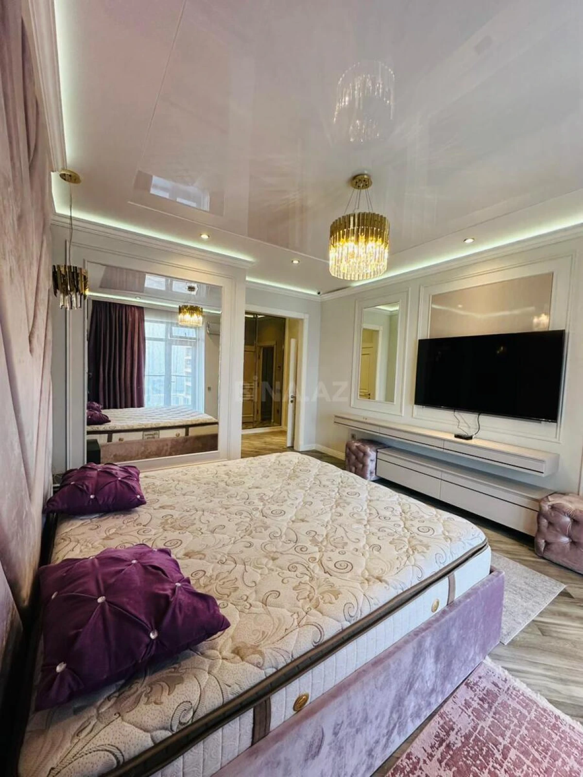 Kirayə verilir 3 otaqlı mənzil 180 m²