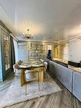 Kirayə verilir 3 otaqlı mənzil 180 m²