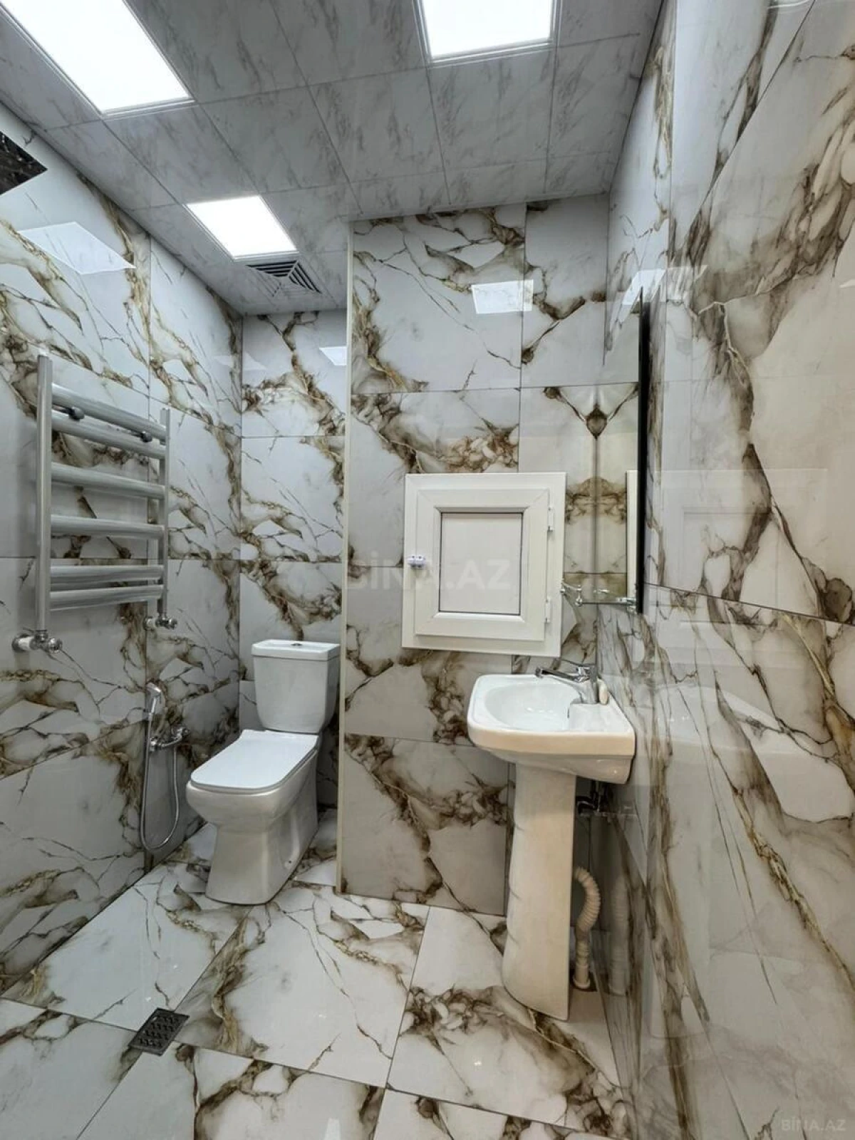 Satılır 3 otaqlı mənzil 55 m²