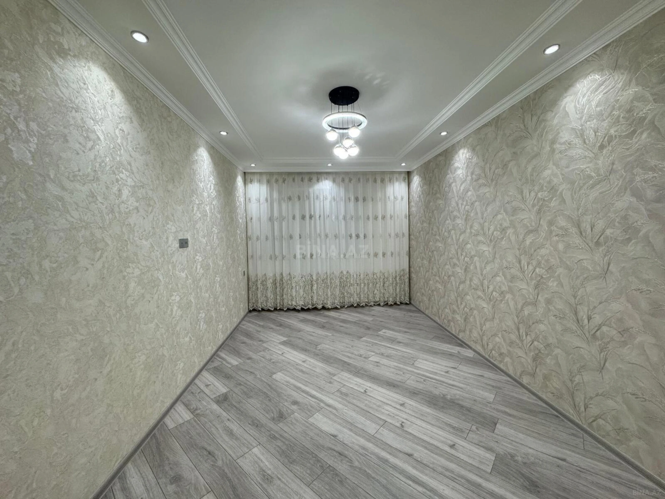 Satılır 3 otaqlı mənzil 55 m²