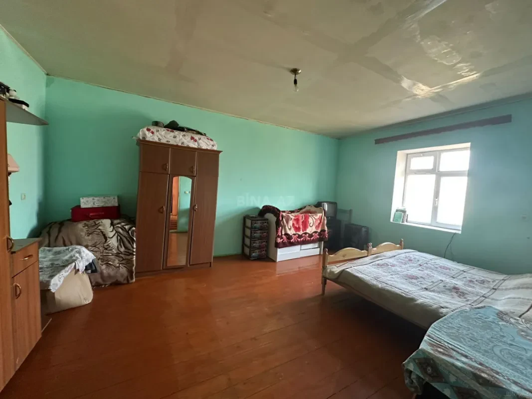 Satılır 4 otaqlı həyət evi 130 m²