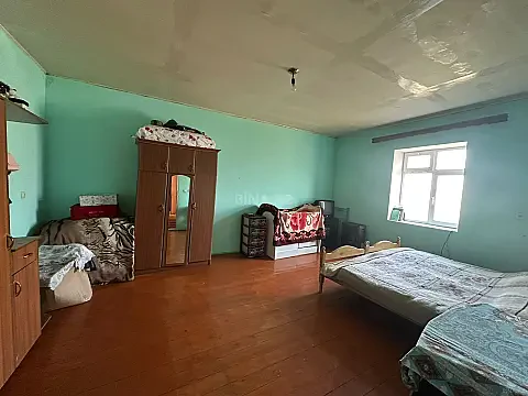 Satılır 4 otaqlı həyət evi 130 m²