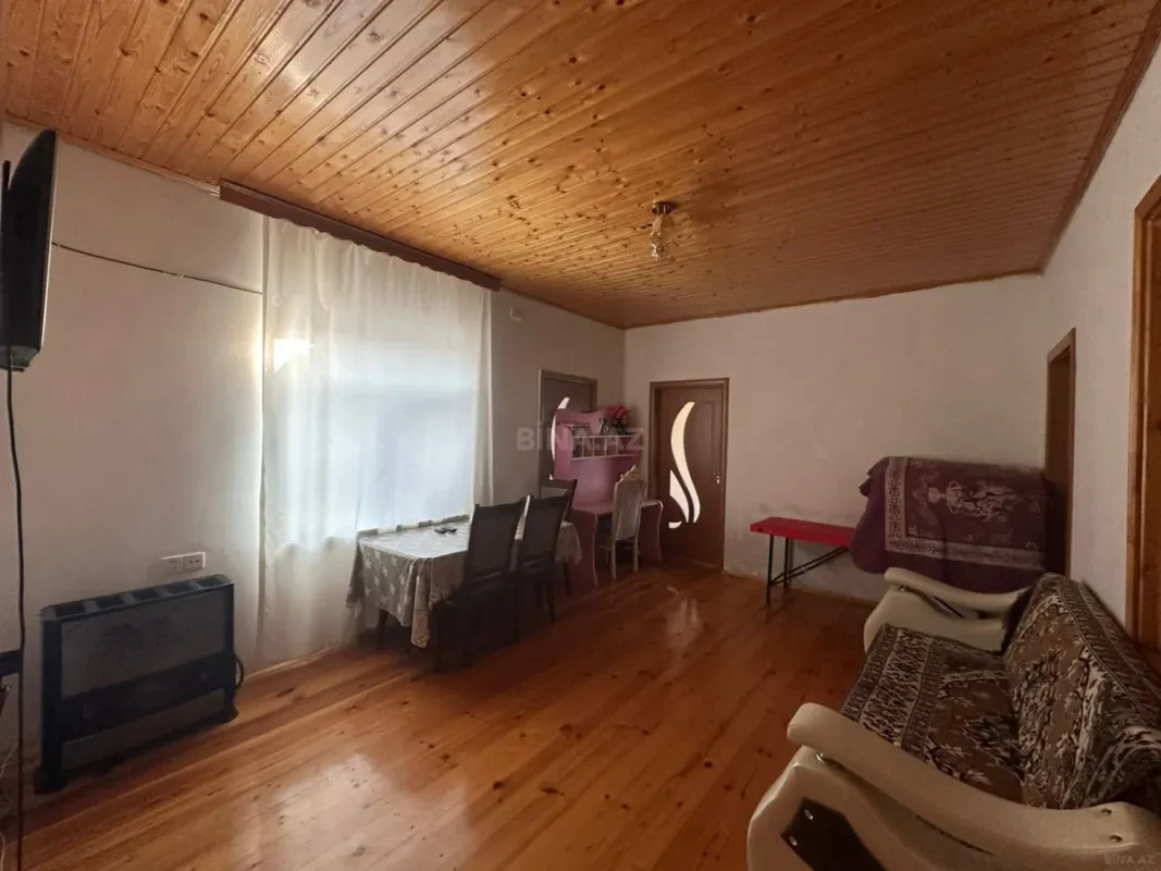 Satılır 4 otaqlı həyət evi 130 m²