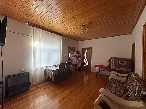 Satılır 4 otaqlı həyət evi 130 m²