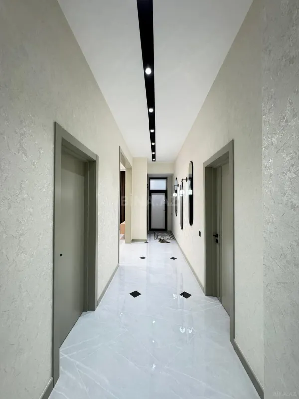 Satılır 4 otaqlı həyət evi 135 m²