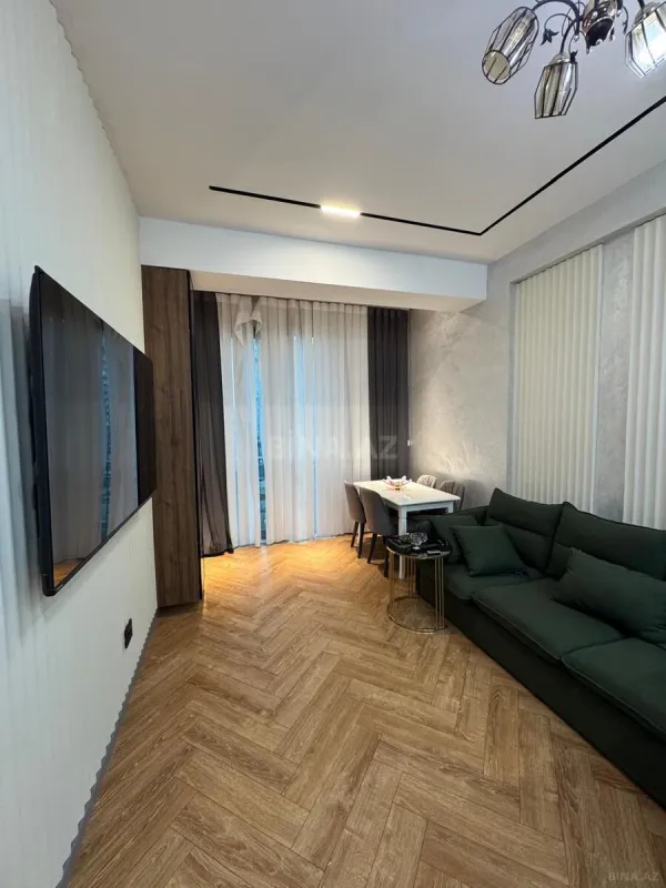 Kirayə verilir 2 otaqlı mənzil 60 m²