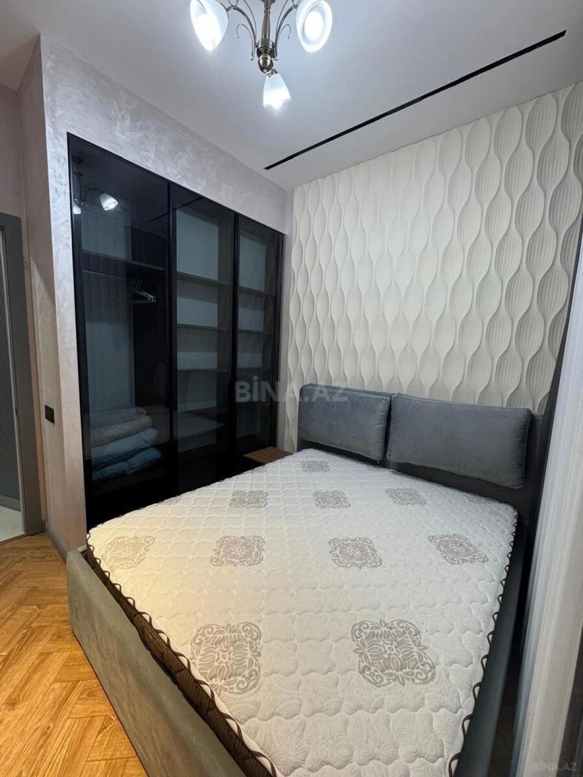Kirayə verilir 2 otaqlı mənzil 60 m²