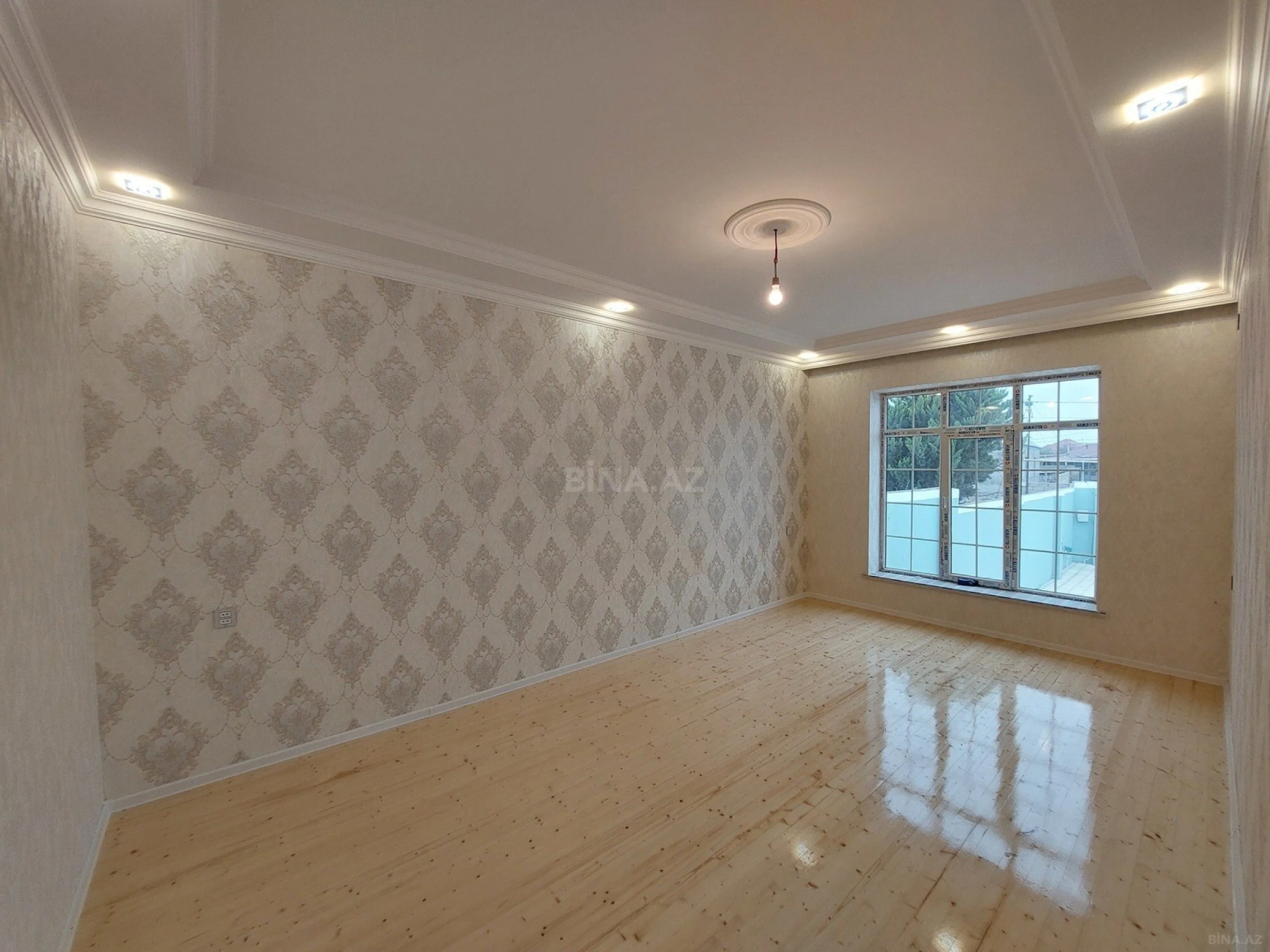 Satılır 4 otaqlı həyət evi 146 m²