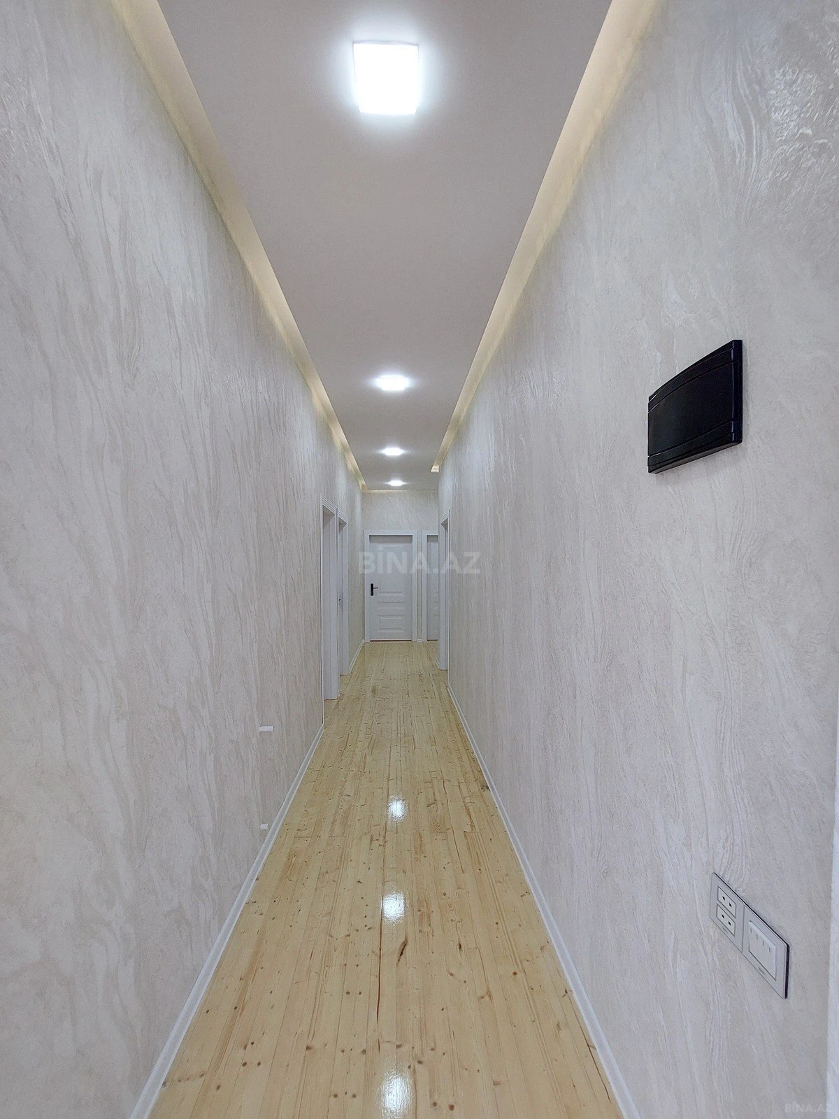 Satılır 4 otaqlı həyət evi 146 m²