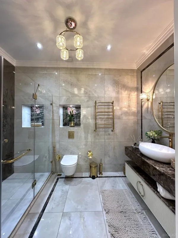 Satılır 4 otaqlı mənzil 200 m²