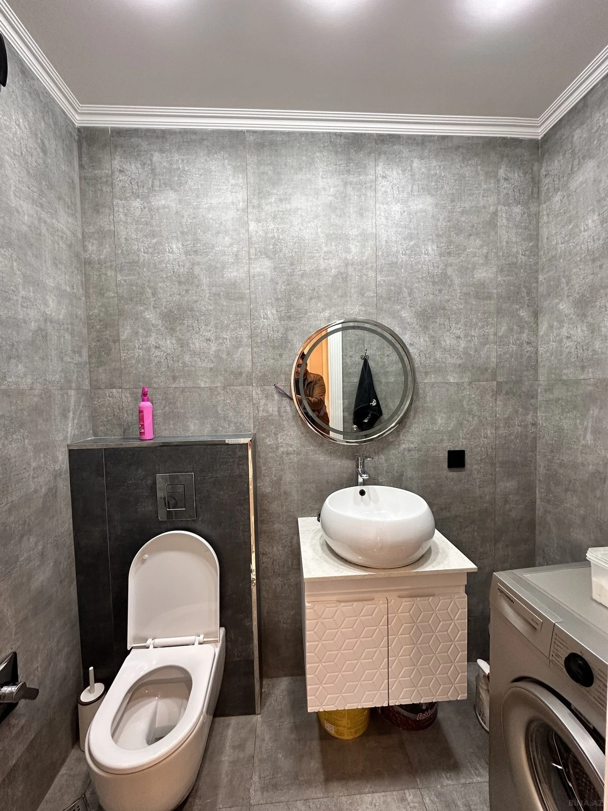 Satılır 3 otaqlı mənzil 103 m²