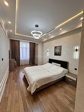 Satılır 3 otaqlı mənzil 103 m²