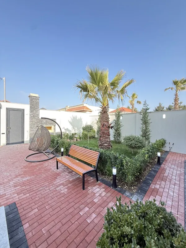 Satılır 4 otaqlı həyət evi 165 m²