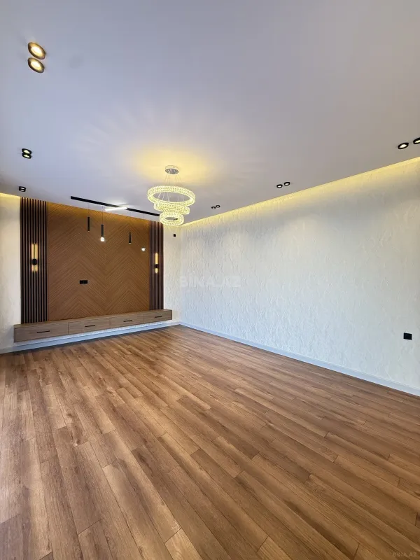 Satılır 4 otaqlı həyət evi 165 m²