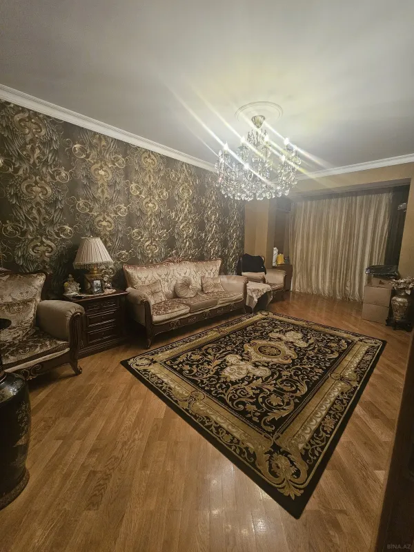 Satılır 3 otaqlı mənzil 90 m²