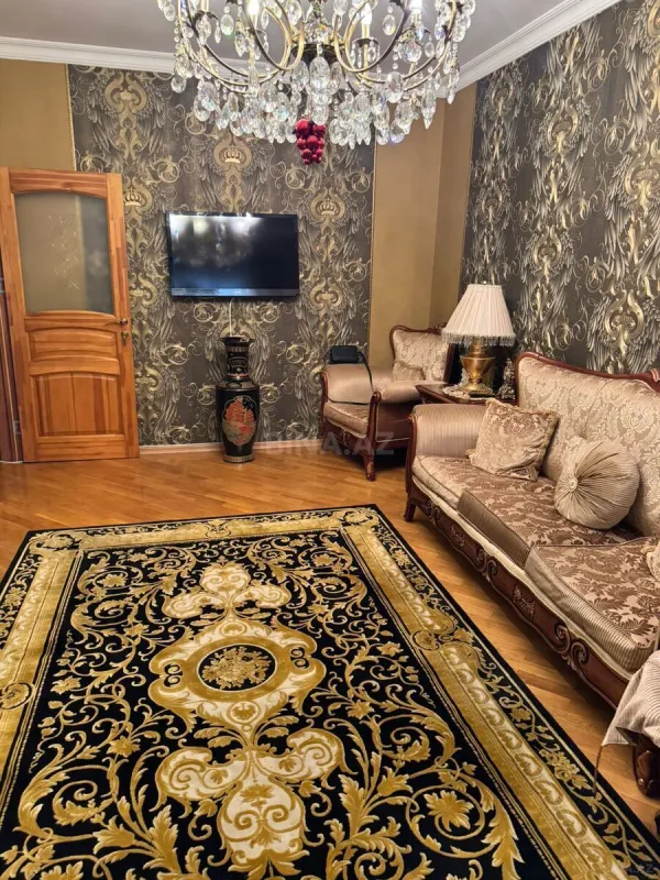 Satılır 3 otaqlı mənzil 90 m²