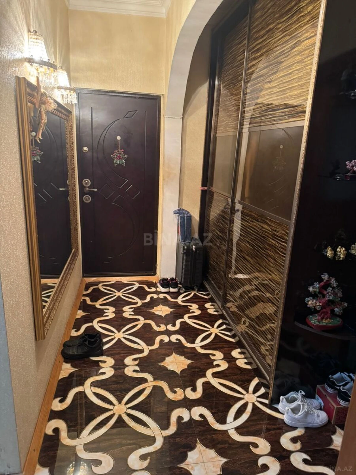 Satılır 3 otaqlı mənzil 90 m²