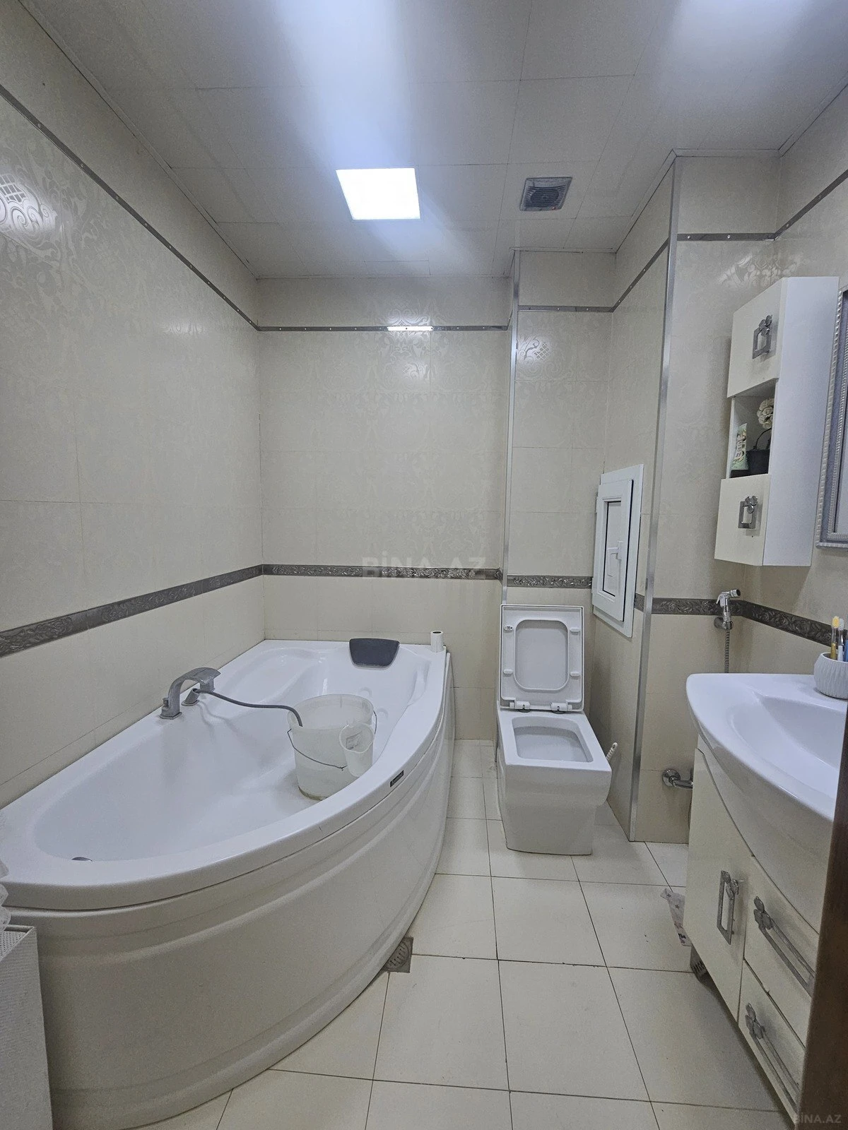 Satılır 3 otaqlı mənzil 90 m²
