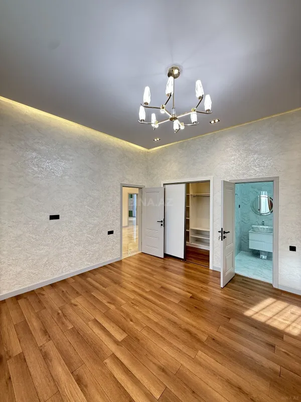 Satılır 4 otaqlı həyət evi 165 m²