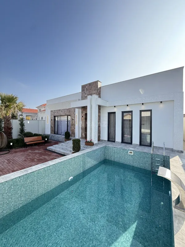 Satılır 4 otaqlı həyət evi 165 m²