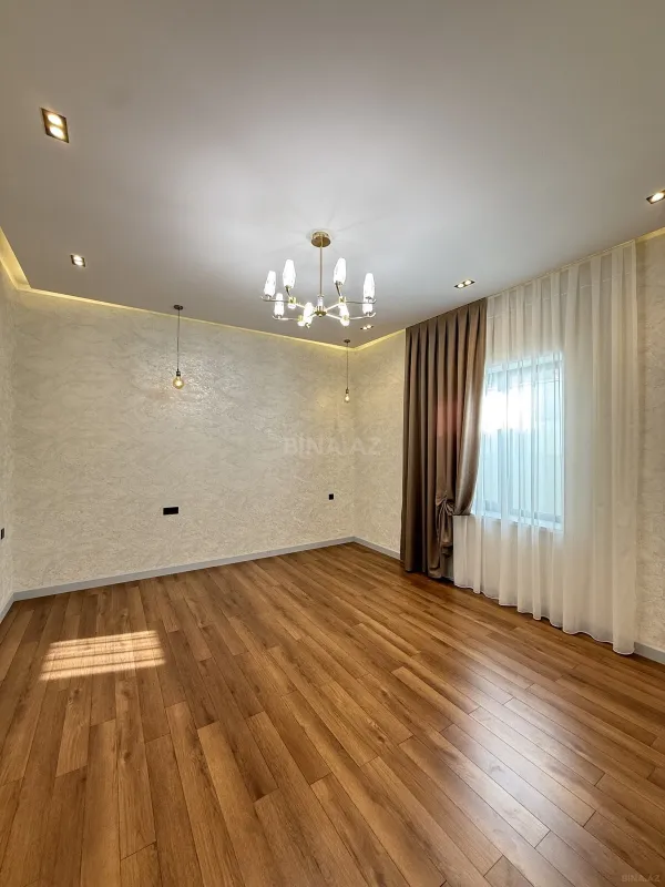 Satılır 4 otaqlı həyət evi 165 m²