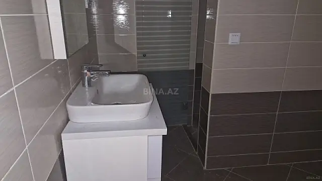 Satılır 3 otaqlı mənzil 114 m²