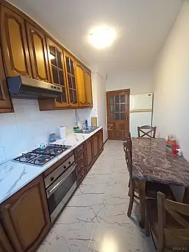 Kirayə verilir 3 otaqlı mənzil 80 m²