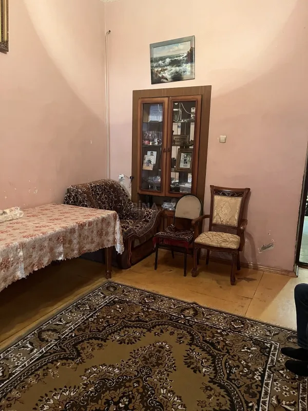 Satılır 2 otaqlı mənzil 70 m²
