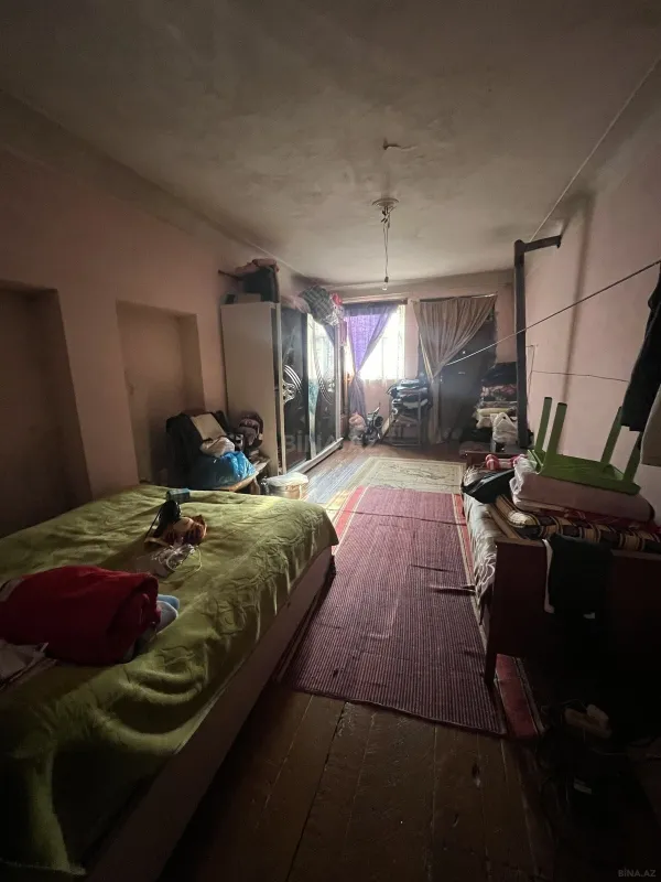 Satılır 2 otaqlı mənzil 70 m²