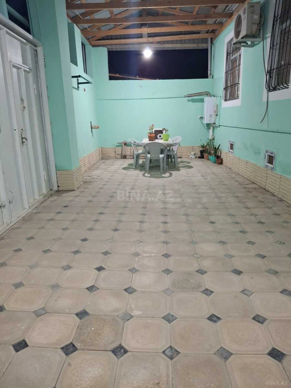 Satılır 2 otaqlı həyət evi 80 m²