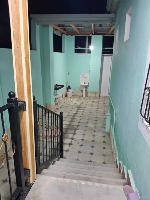 Satılır 2 otaqlı həyət evi 80 m²