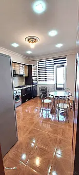 Satılır 2 otaqlı mənzil 86 m²