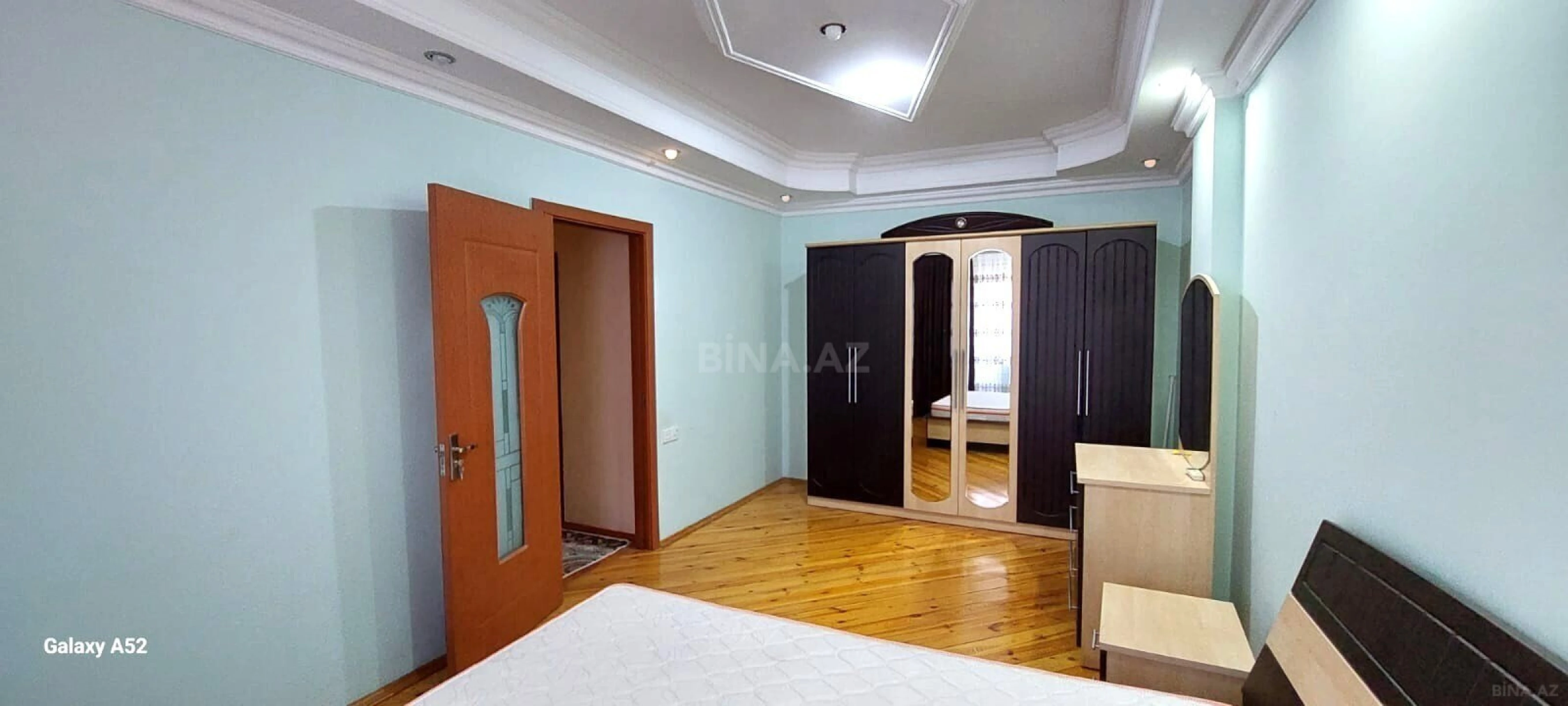 Satılır 2 otaqlı mənzil 86 m²