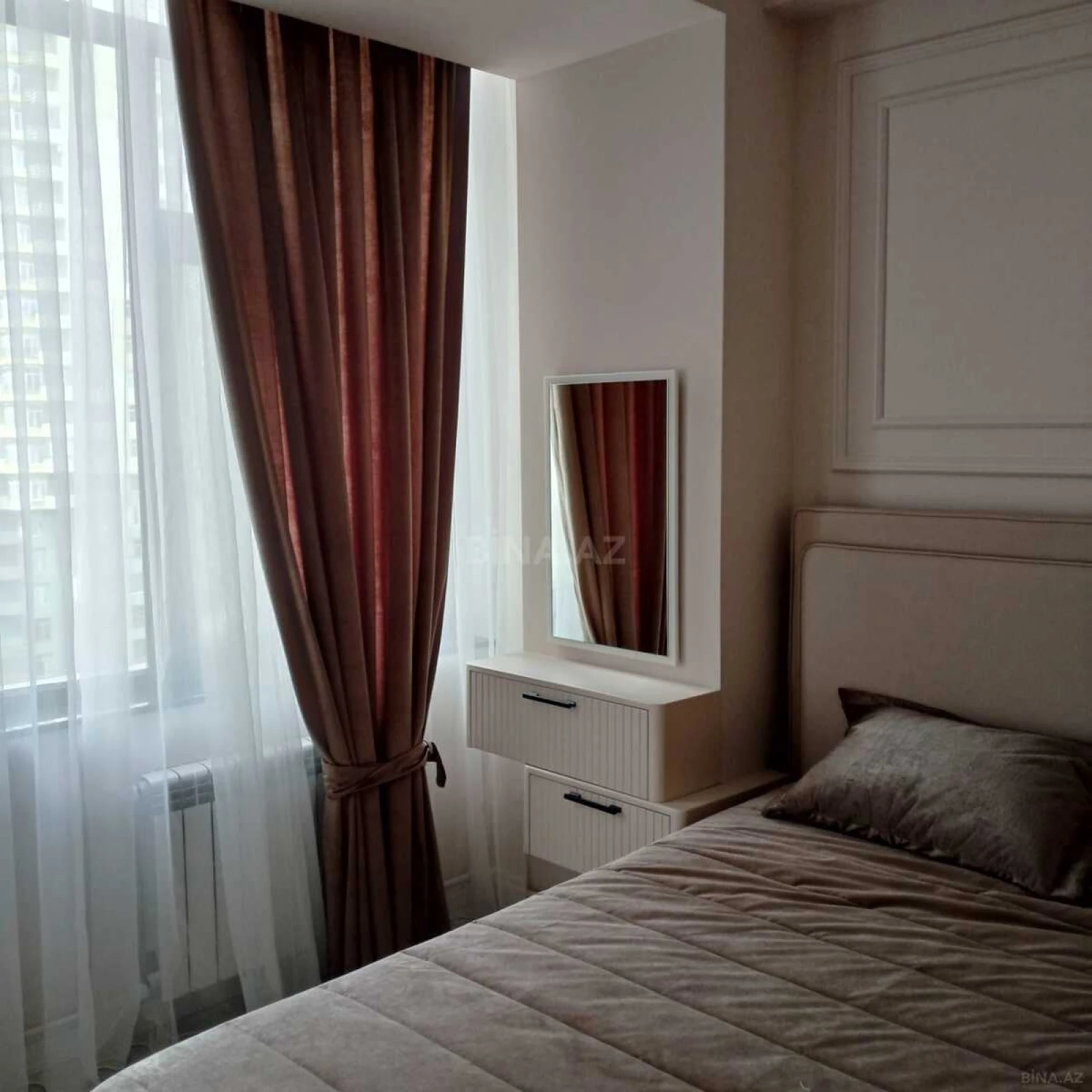 Satılır 2 otaqlı mənzil 86 m²