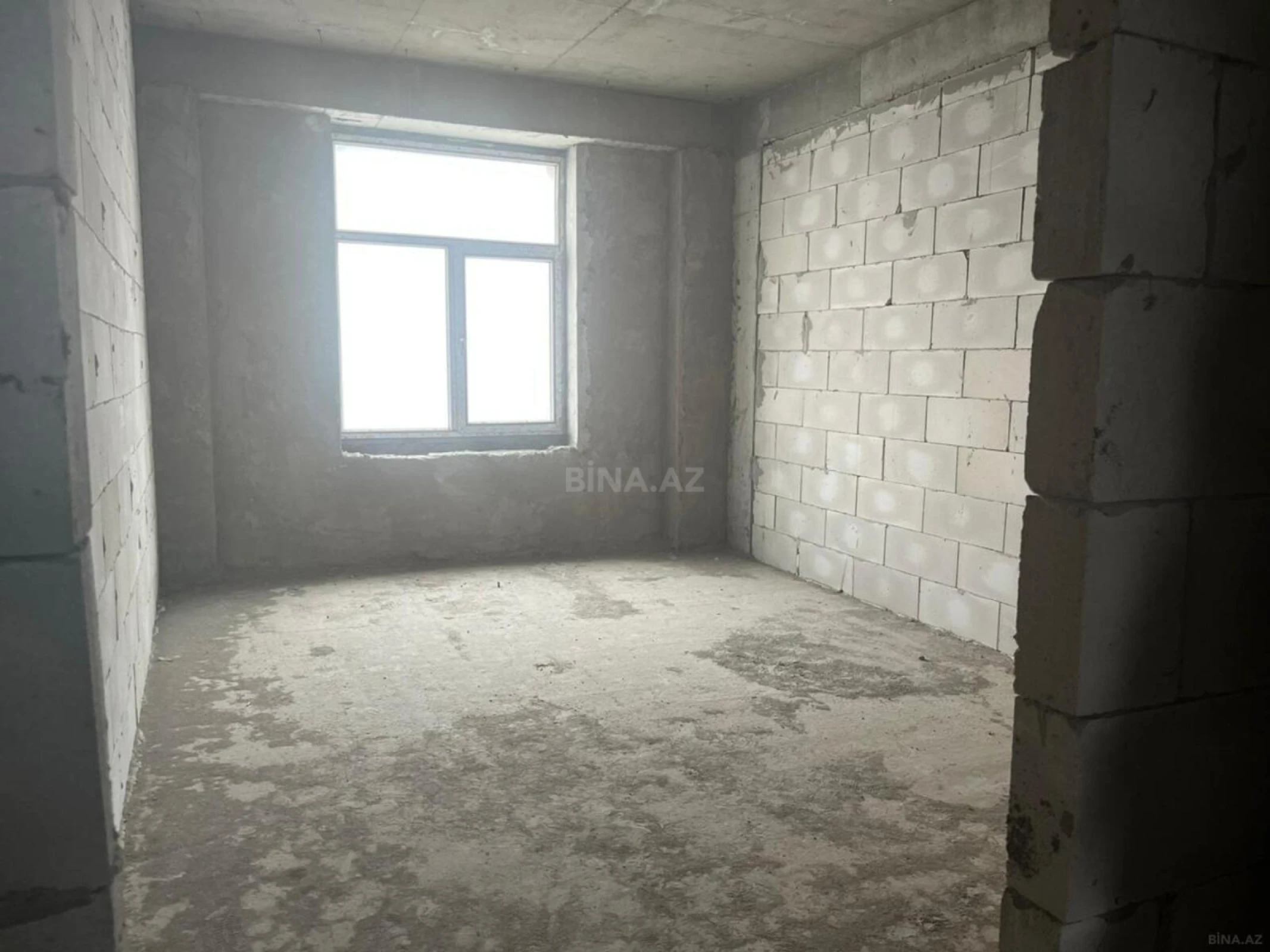 Satılır 2 otaqlı mənzil 90 m²